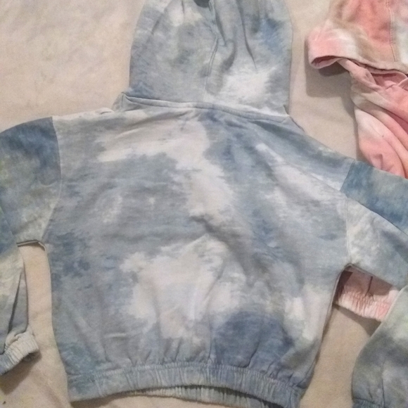 Aeropostale 2 Girls Cropped Hoodies - Picture 6 of 11